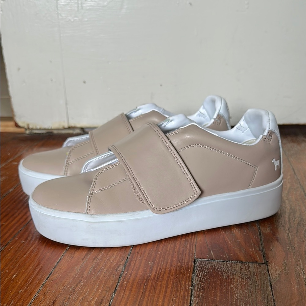 Women's Goats Platform Sneakers in Beige with Velcro Straps size 9.5